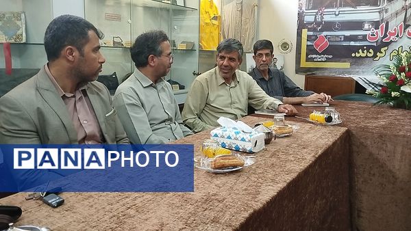 دیدار شورای محله ناحیه 8 مشهد از آزادگان جنگ تحمیلی