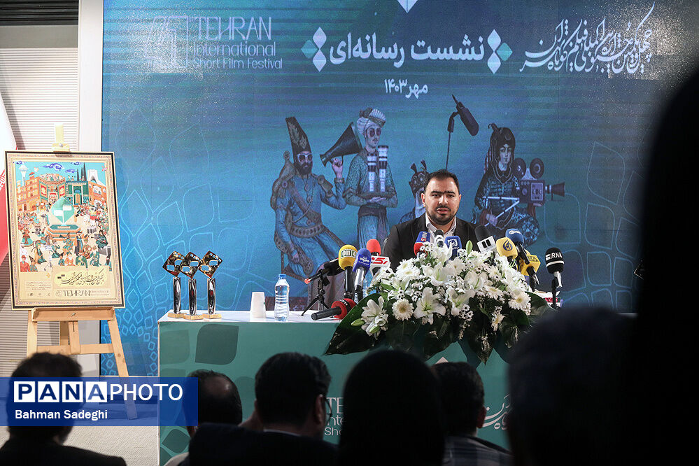 بسیاری از فیلم‌های  بخش خیال و تخیل،‌ درباره کودکان و نوجوانان است 