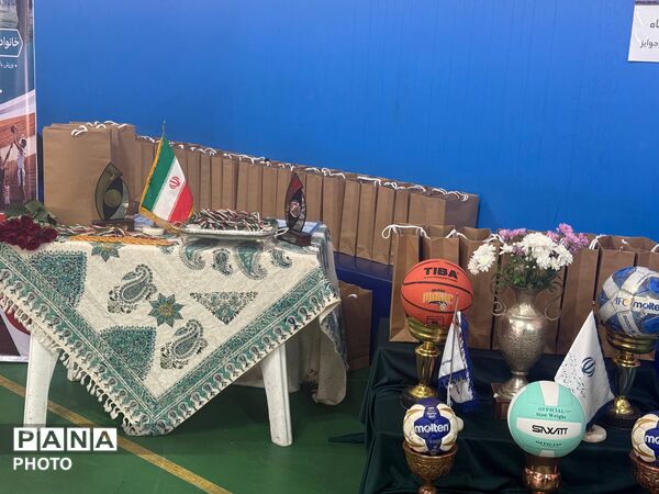 اوج هیجان در فینال والیبال طرح میدان پویا؛ درخشش نوجوانان ورزشکار منطقه ۳