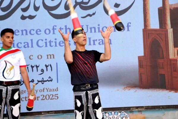 نشست خبری دومین اجلاس مجمع شهرهای تاریخی ایران در یزد 