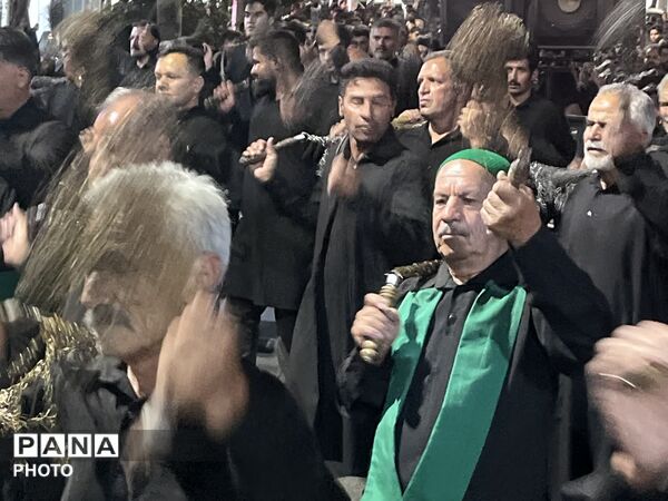 حضور پرشور هیئت‌های عزاداری مردم ابرکوه