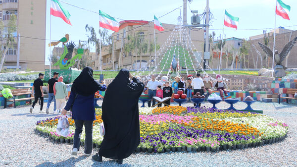 خدمات‌رسانی ستاد تسهیلات و راهنمای زائران نوروزی در قم
