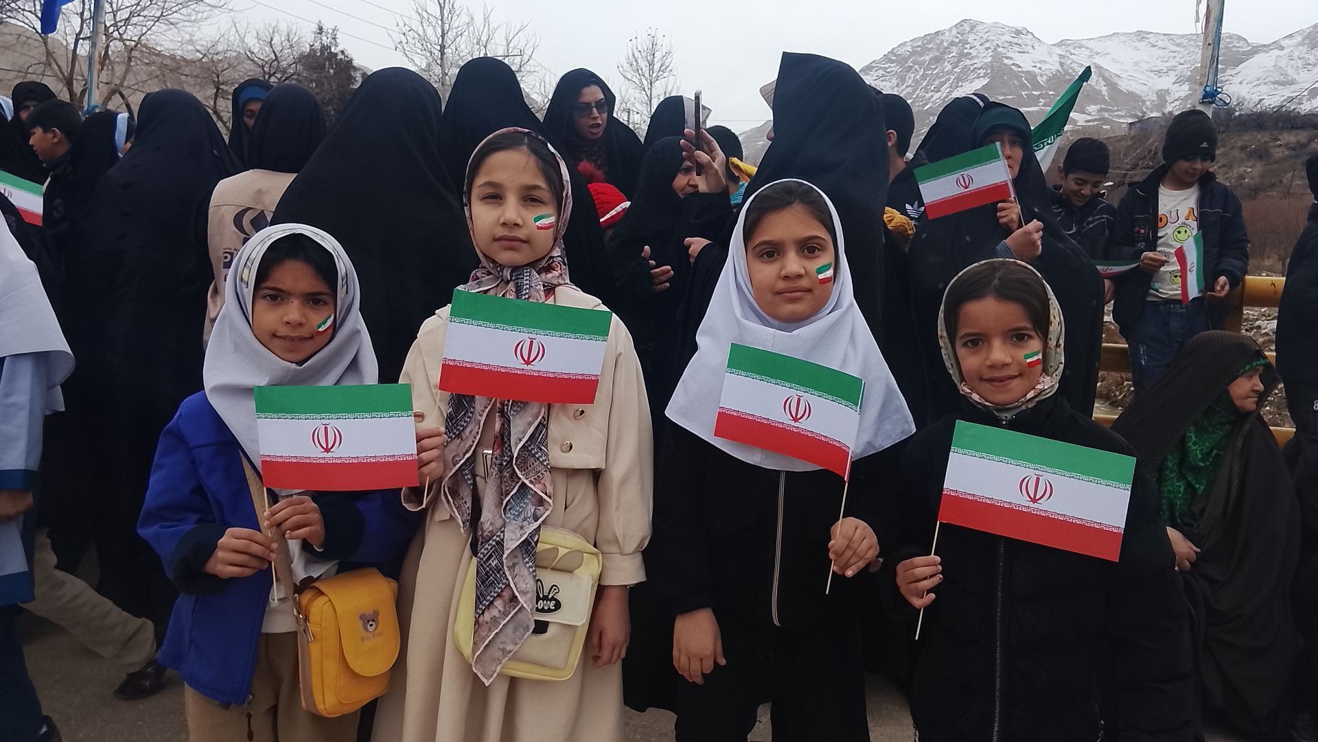 راهپیمایی ۲۲بهمن ماه روز پیروزی انقلاب اسلامی ایران در بار