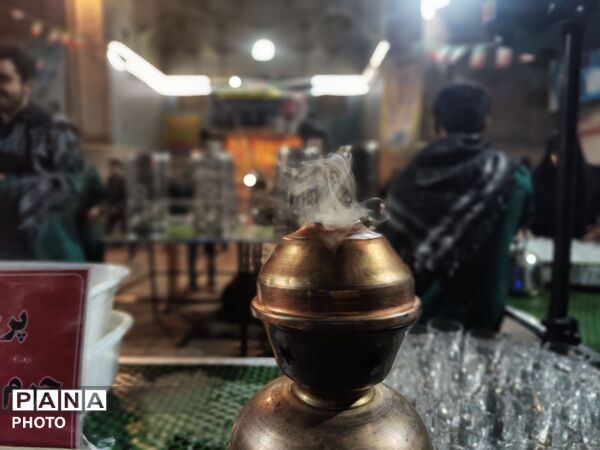  قاب پانا میزبان چایخانه های حسینه امام خمینی (ره)