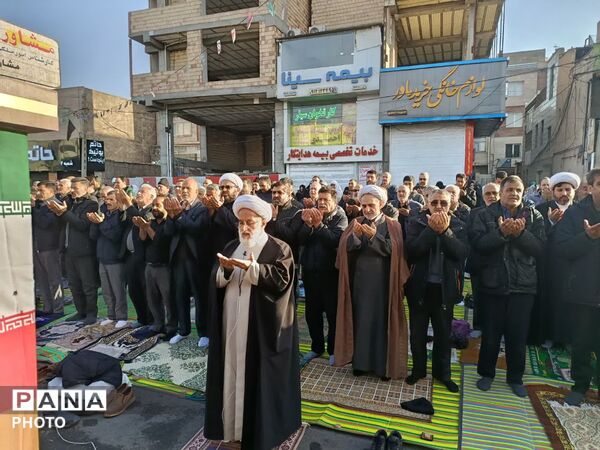 برپایی نماز عید سعید فطر در مشکین دشت  کرج 