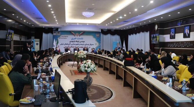 نشست خبری مدیرکل نوسازی، توسعه و تجهیز مدارس آذربایجان‌شرقی 
