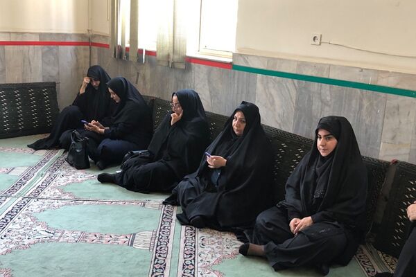 حضور فرهنگیان ناحیه 2 شهرری در مراسم عزاداری سالار شهیدان 