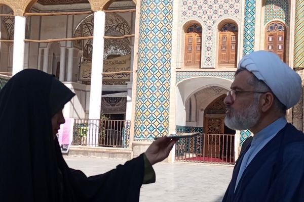 امامزادگان ستون‌های هویت شیعه در ایران هستند