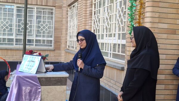 جشن ولادت حضرت زینب(س) در دبیرستان سردار سلیمانی ۳