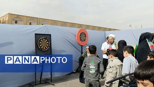 راهپیمایی بزرگ یوم الله ۲۲ بهمن ماه در اصفهان 