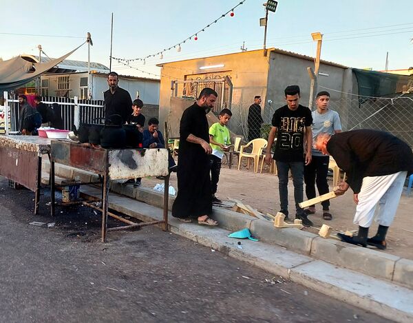 پیاده‌روی اربعین حسینی از نجف تا کربلا