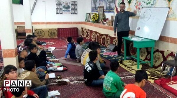 ایستادگی معلمان در سایه چالش‌های جاری