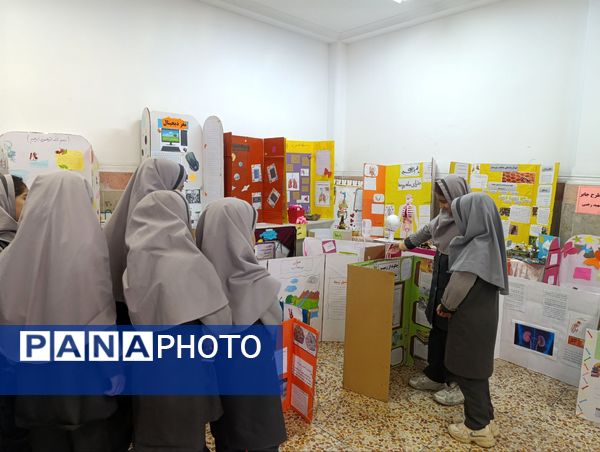 برپایی نمایشگاه‌های دانش آموزی دهه فجر در رباط‌کریم