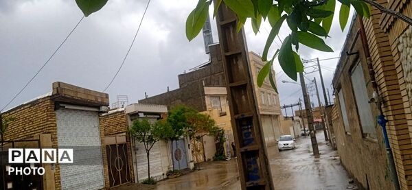 ‌‌باران رحمت الهی،باران بهاری و تماشایی باز هم مهمان شهر نیشابور شد