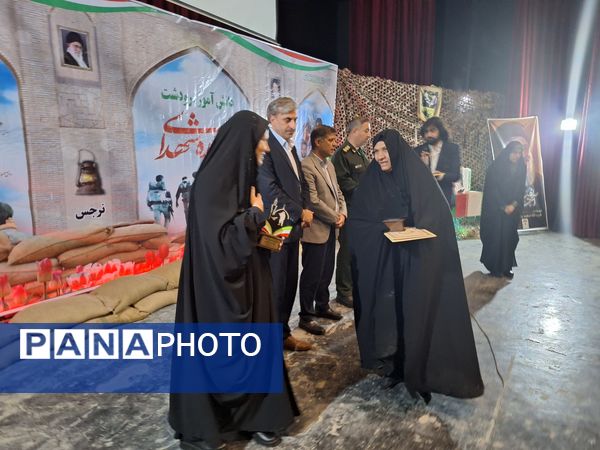 یادواره شهدای دانش‌آموز  در شهرستان مرودشت 