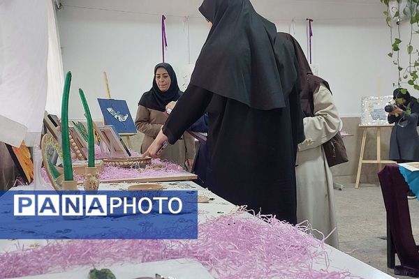 همدلی دانش‌آموزان، اولیاء و معلمان در جشن خلاقیت هنرستان کارآفرینان بهارستان دو