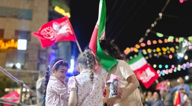 موج همبستگی در تجمعات مردمی زیر آسمان شهر