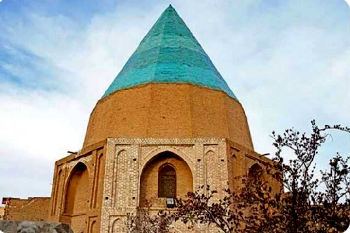مقبره‌های باغ گنبد سبز قم یا دروازه کاشان
