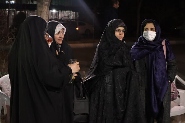 پذیرایی نوجوانان سید مرکز سلاله از منتظران ظهور در ایام فرخنده نیمه شعبان