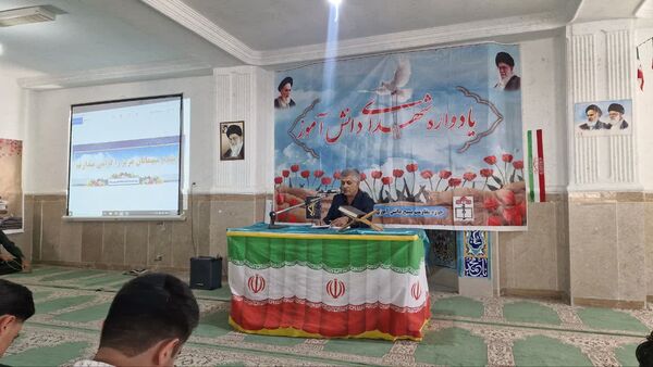 یادواره شهدای دانش‌آموز دبیرستان نمونه علامه امینی سی‌سخت
