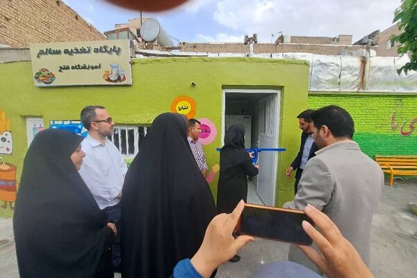 افتتاحیه پایگاه استاندارد تغذیه سالم مدرسه فتح