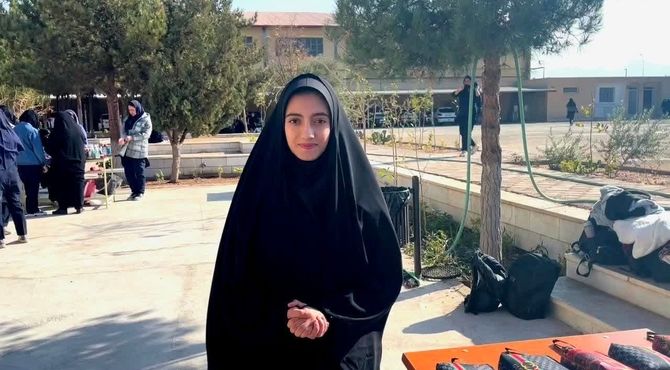 روایت پانا از برگزاری بازارچه کارآفرینی در هنرستان دخترانه دانش