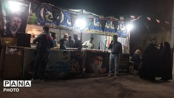 چایخانه امام زمان (عج) برای پنجاه و سومین شب میزبان مردم نیشابور شد 