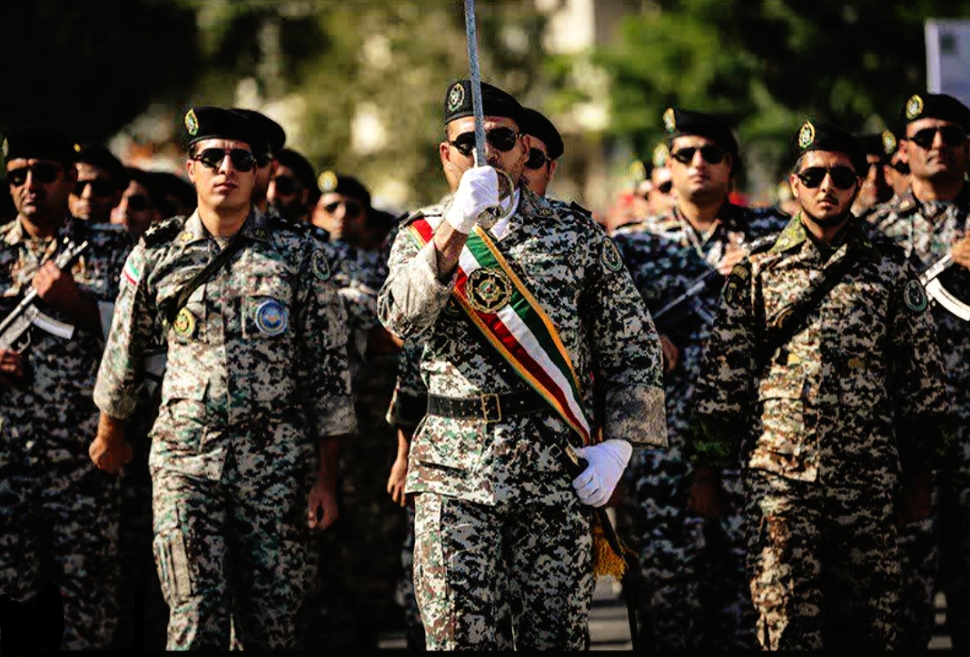 ارتش، نماد شکوه و اقتدار ملی