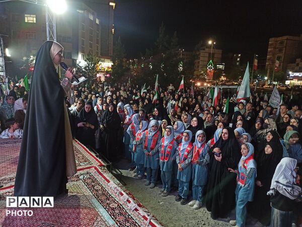 پویش فرهنگی آموزشی باهم قوی تریم