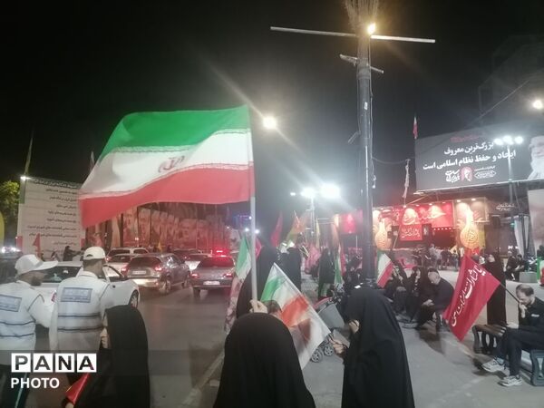 اجتماع دانش آموزان ناحیه سه در میدان احمدآباد