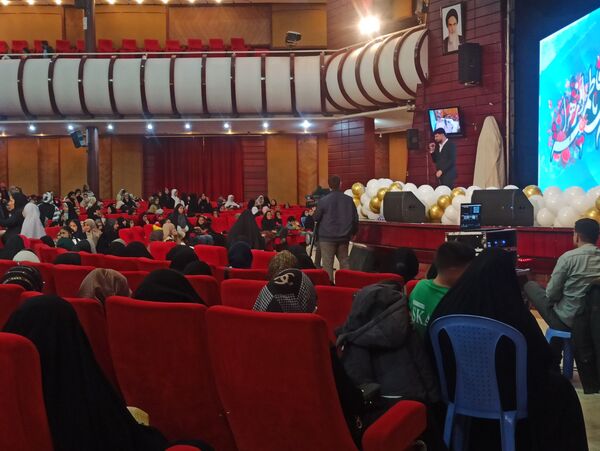 همایش مادر دختری در ساختمان صبا مشهد