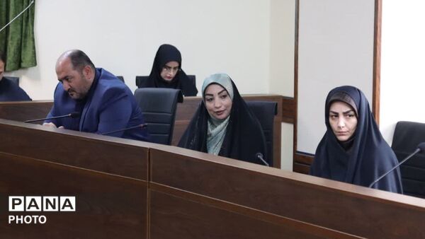 تجلیل از اعضای شوراهای اسلامی شهرستان فردیس