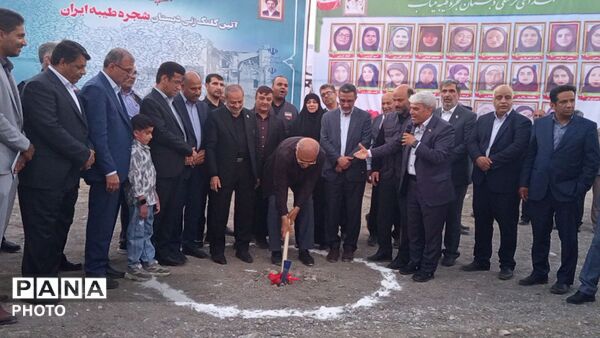 کلنگ ساخت بزرگترین مجموعه آموزشی شرق هرمزگان 