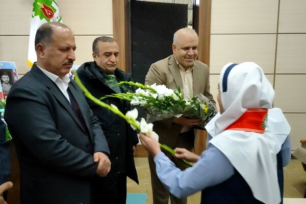 مراسم اختتامیه یادواره شهدا با حضور مدارس شاهد ناحیه یک سنندج