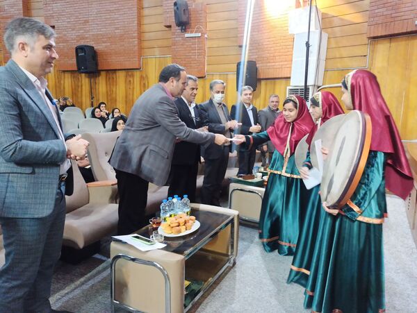 گردهمایی روسای انجمن اولیا و مربیان ناحیه ۲ 