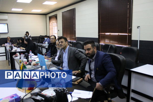 نشست تخصصی کارشناسان سواد آموزی استان بوشهر