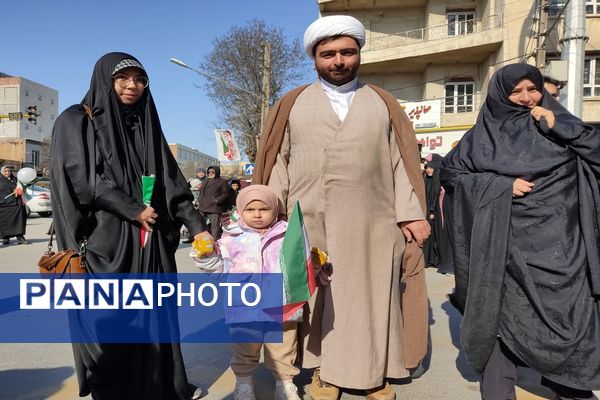 حماسه باشکوه راهپیمایی22 بهمن دراستان اردبیل 