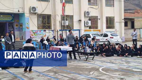 تربیت دانش‌آموز کنجکاو با آزمایش در مدرسه 