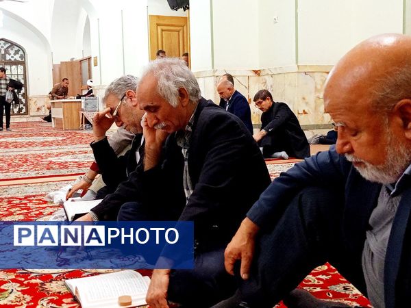 قرائت دعای کمیل در کاشمر