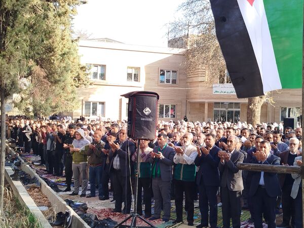 برگزاری نماز عید فطر در باغ ملی آشخانه