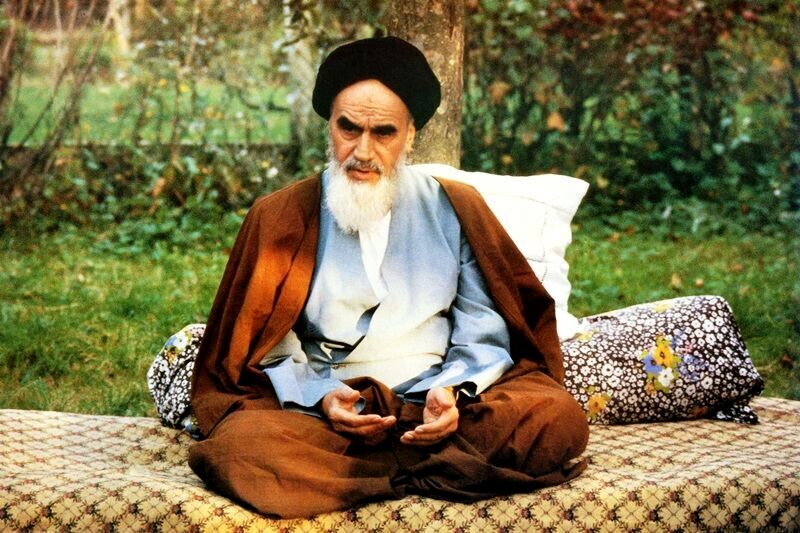 باید منش، درایت و نگاه اجتماعی امام خمینی (ره) برای دانش‌آموزان امروز تبیین شود
