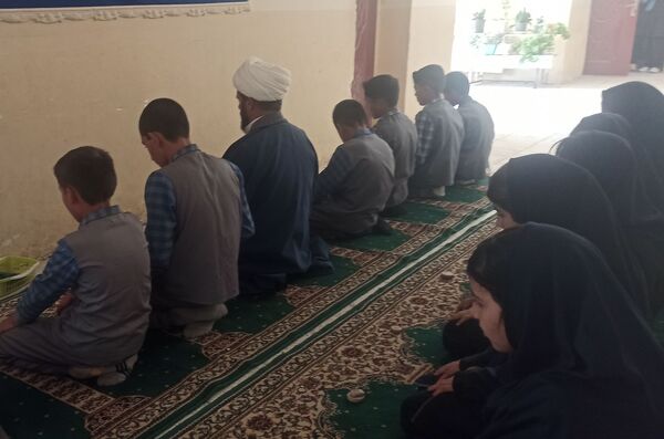 عطر بندگی در دبستان شهید رحمت الله قلعه یزدانی 