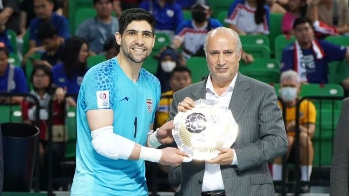منزل دروازه‌بان تیم ملی بمباران شد؛ تماس تاج با محمدی