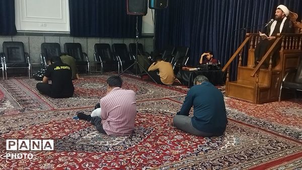 قرائت دعای عرفه در هیئت پیروان قرآن  نیشابور