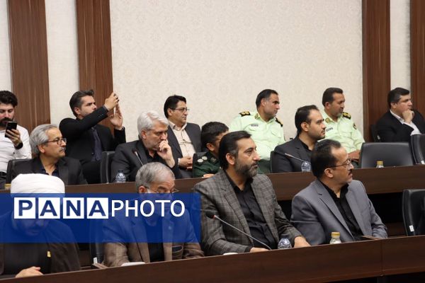 شورای آموزش و پرورش قطب شهید برونسی به میزبانی تربت حیدریه