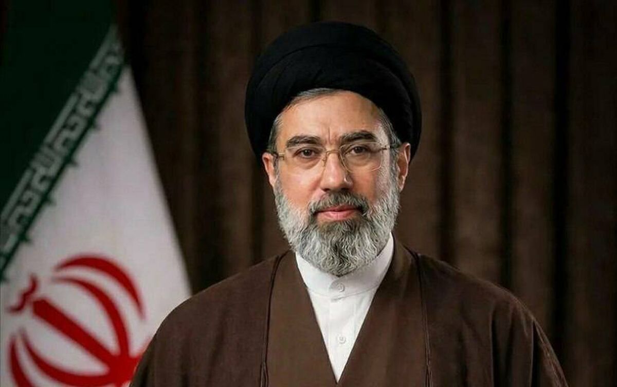 آیت‌الله سیدمجتبی خامنه‌ای رهبر جمهوری اسلامی ایران شدند