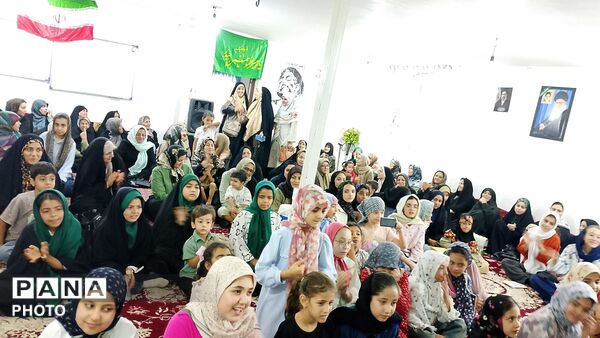 حال و هوای جشن میلاد پیامبر اکرم (ص) در پایگاه فاطمیه 