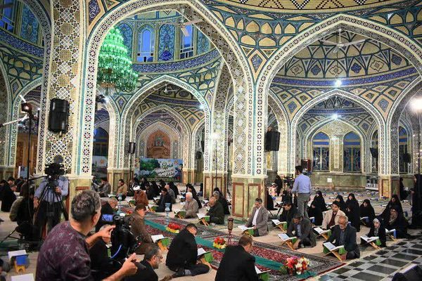 آیین ملی جزءخوانی قرآن کریم در آستان مقدس حضرت محمدهلال بن علی (ع)
