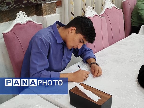 جلسه رؤسای شوراهای دانش‌آموزی مدارس شهرستان کاشمر