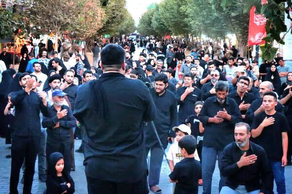 آیین سنتی عزاداری «چهارپایه خوانی» در قم